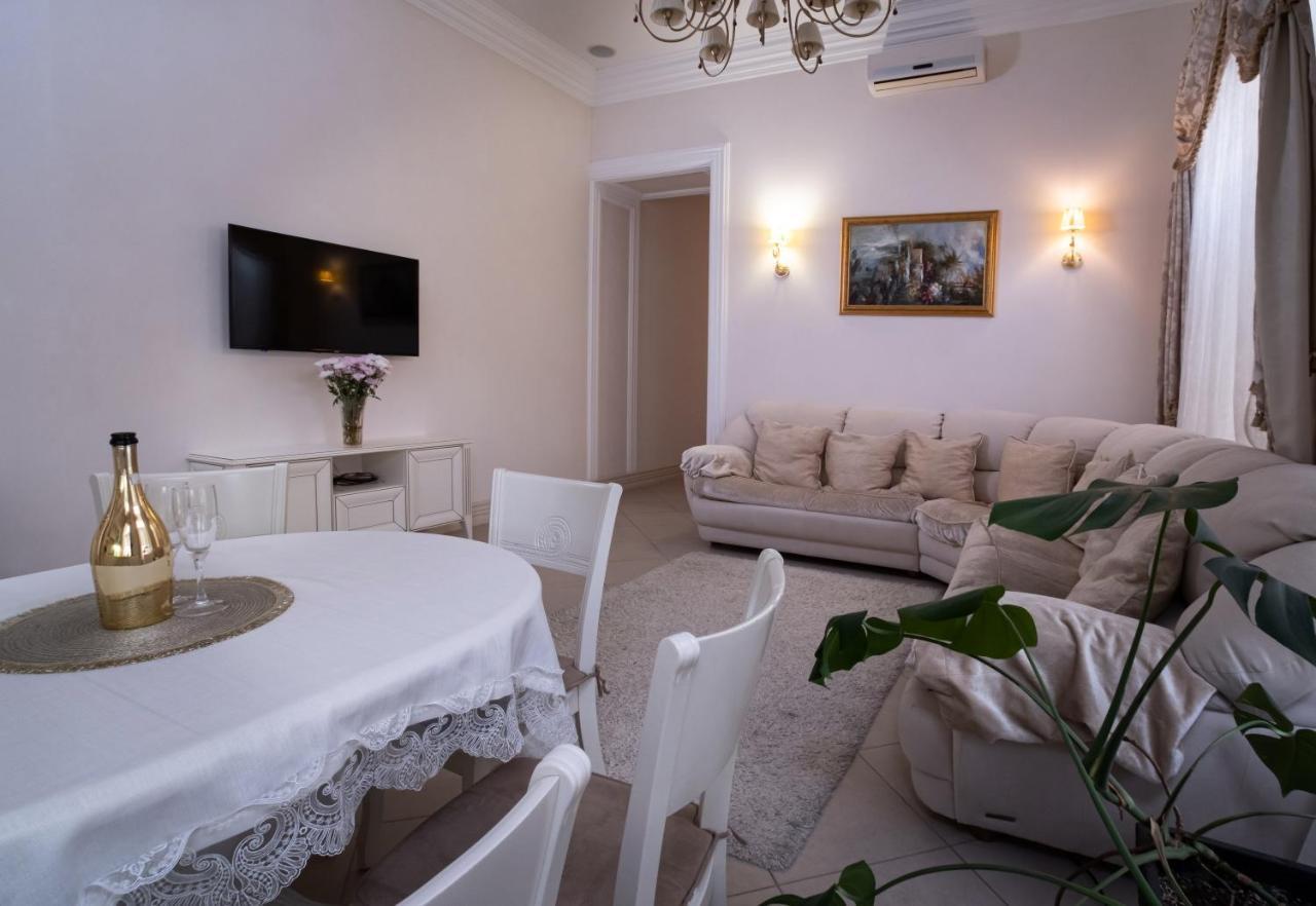 Bel Apartments Odessa Ngoại thất bức ảnh